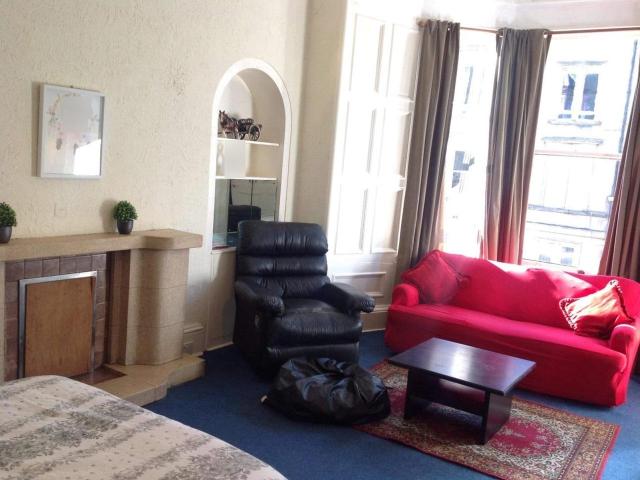 Apartment for rent in Merchiston, Scotland
