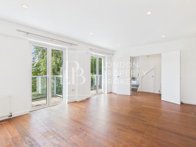 Apartment for rent in North Kensington, Greater London