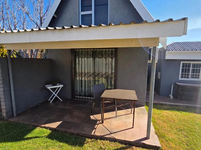 Apartment for rent in Vergenoeg, Tsantsabane Local Municipality