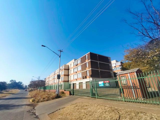 Apartment for sale in Waterkloof, Gauteng