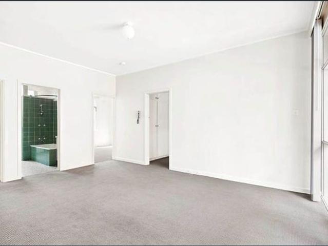 Apartment for rent in Kew, Melbourne