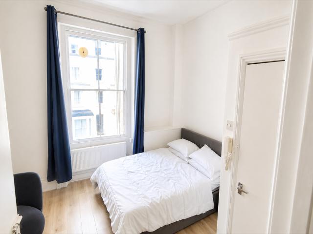 Apartment for rent in Victoria, Greater London
