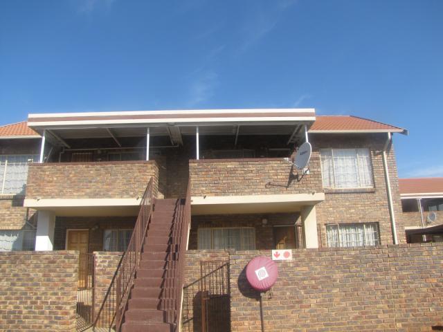 Apartment for sale in Waterkloof, Gauteng