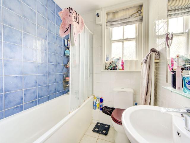 Apartment for rent in London Borough of Hammersmith and Fulham, Greater London