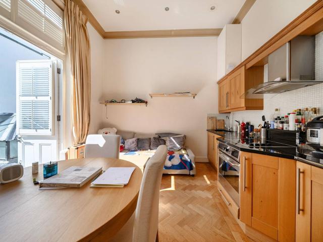 Apartment for rent in South Kensington, Greater London