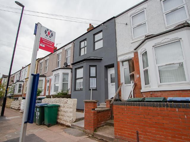 Apartment for rent in Chapelfields, West Midlands