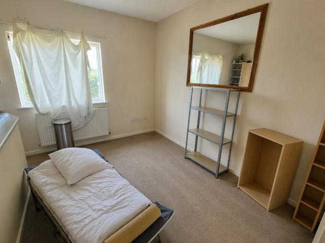 Apartment for rent in Frogmore, Five Acres