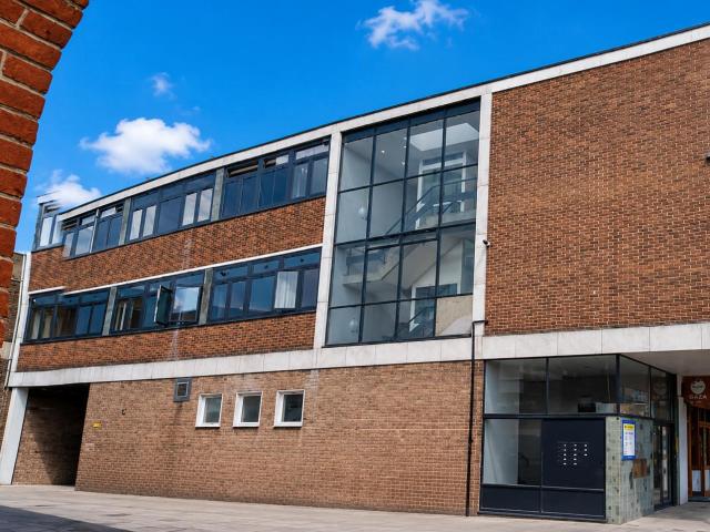 Apartment for rent in Rush Green, Greater London