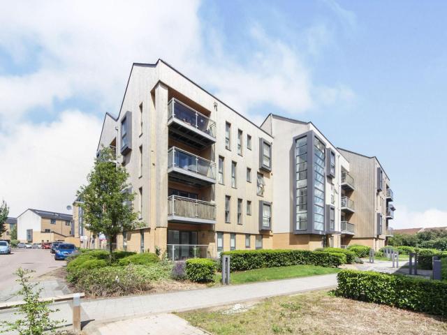 Apartment for rent in Woodside Estate, Houghton Regis