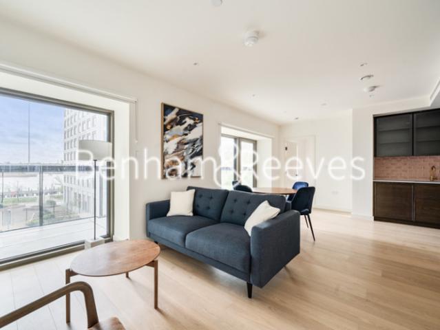 Apartment for rent in Silvertown, Greater London
