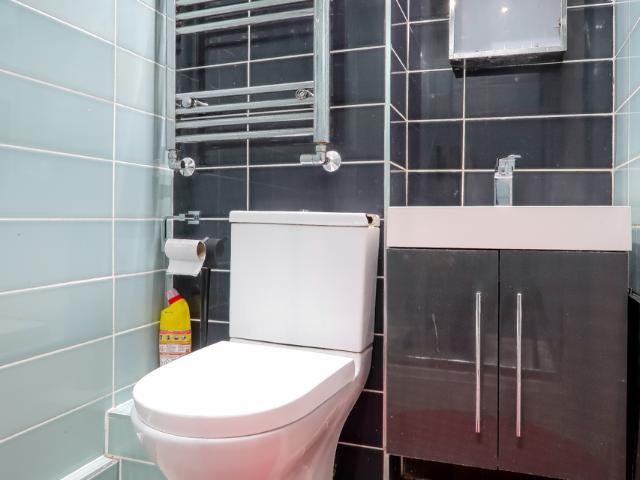 Apartment for rent in Mile End, Greater London