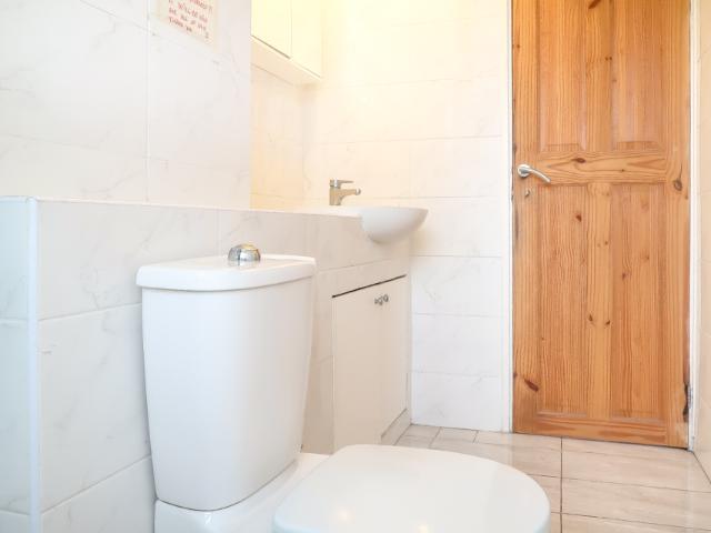 Apartment for rent in Bromley-by-Bow, Poplar Grove