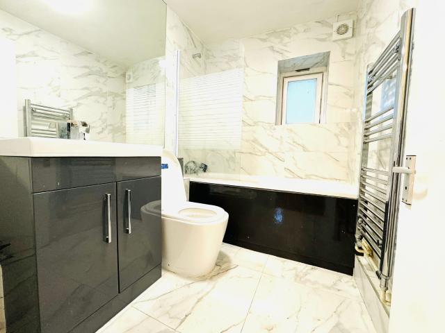 Apartment for rent in St. George in the East, Wapping