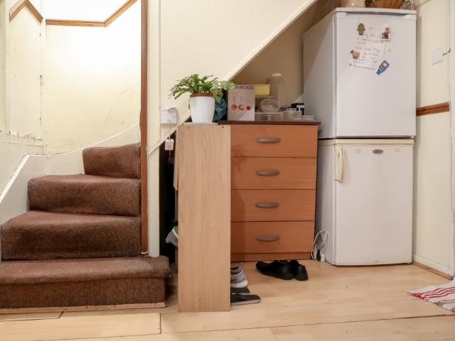 Apartment for rent in Poplar Grove, Greater London