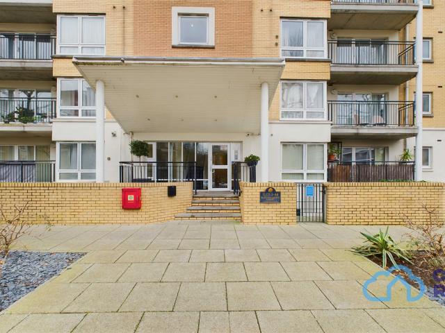 Apartment for rent in Virginia Quay, Blackwall
