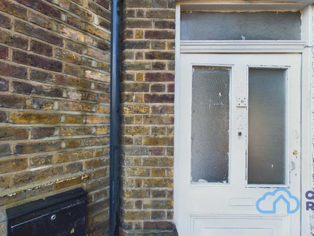 Apartment for rent in Upton Park, Greater London