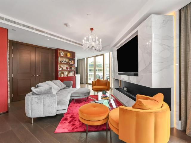 Apartment for rent in Kensington, Greater London