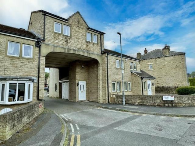 Apartment for rent in Firthcliffe, Liversedge