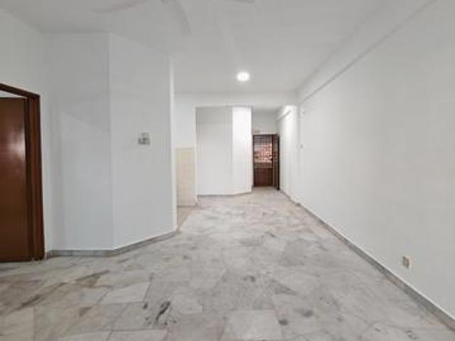 Apartment for sale in Country Heights Damansara, Kuala Lumpur