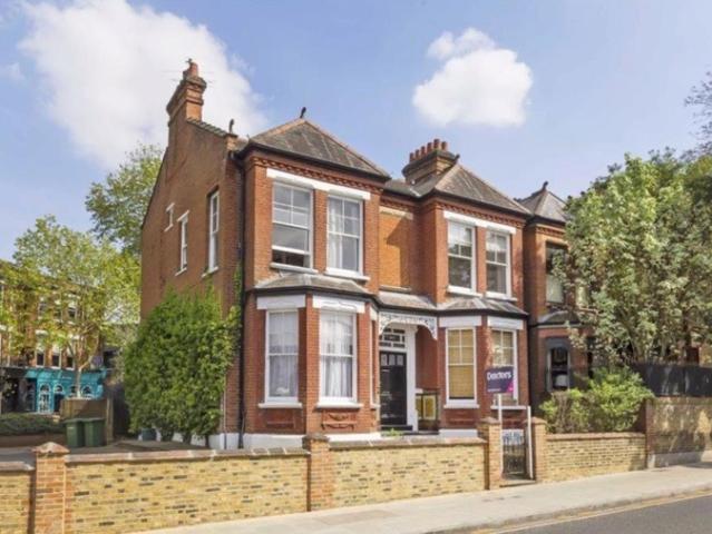 Apartment for rent in Kew, Greater London