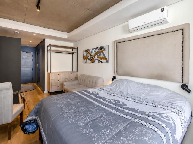 Apartment for rent in Sea Point, Cape Town