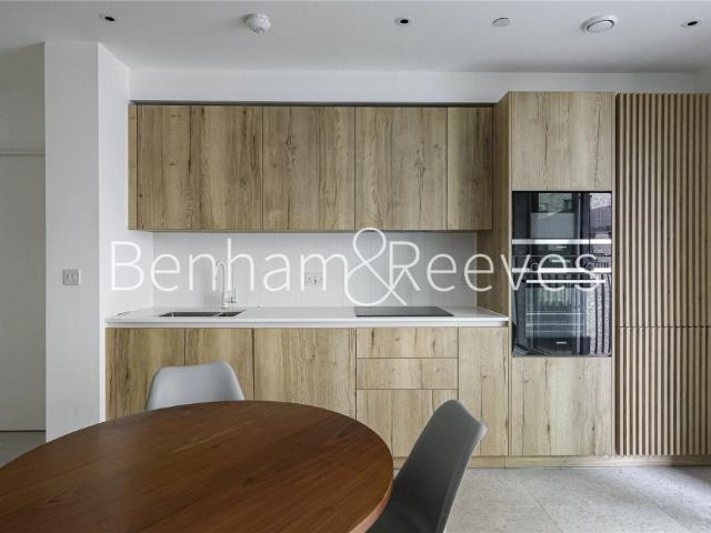 Apartment for rent in St. George in the East, Greater London