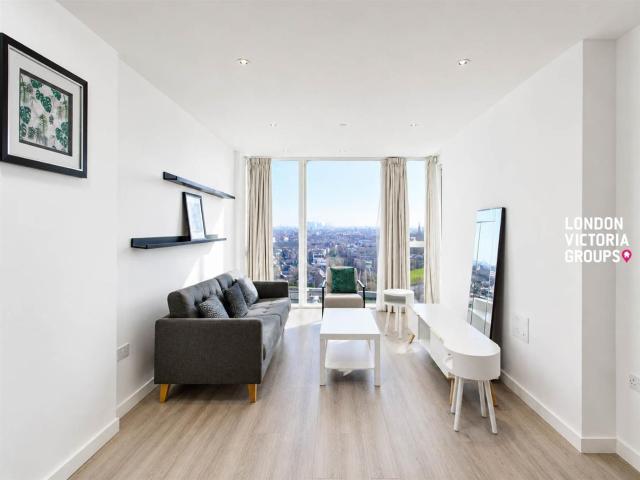 Apartment for rent in Woodberry Down, Stamford Hill
