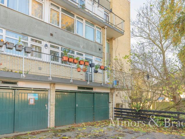 Apartment for rent in Heigham Grove, East Bank