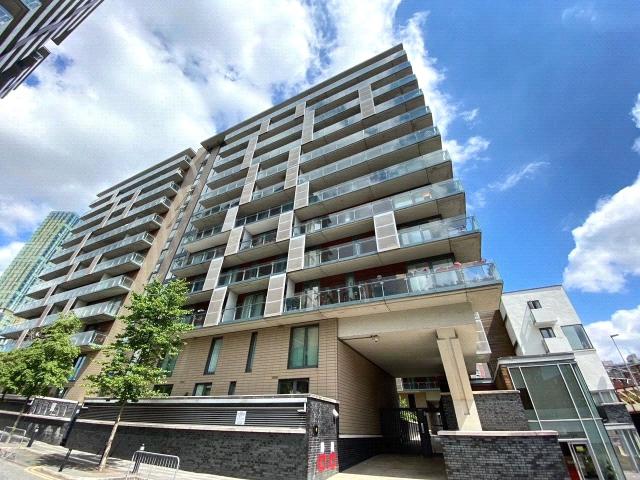 Apartment for rent in City Centre, Salford