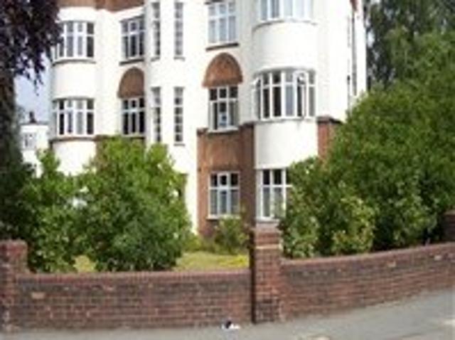 Apartment for rent in Cranham, Greater London
