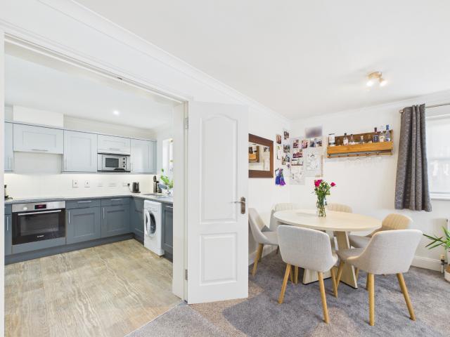 Apartment for rent in Golden Valley, Gloucestershire