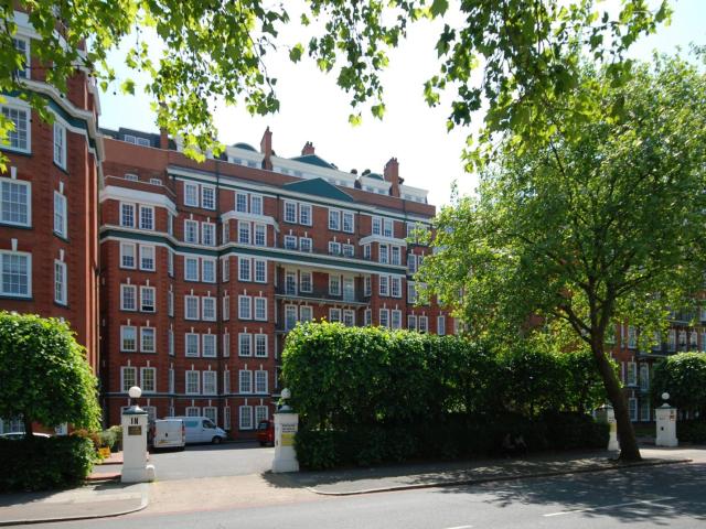 Apartment for rent in St. John's Wood, Greater London