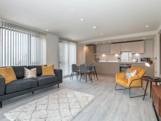 Apartment for rent in Park Central, Birmingham