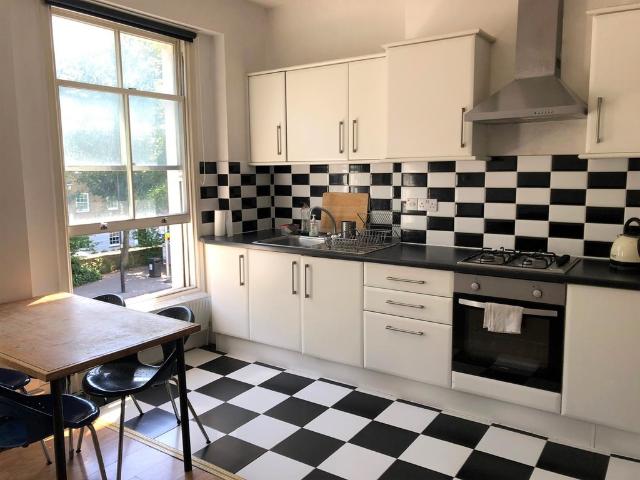 Apartment for rent in Highbury, Greater London