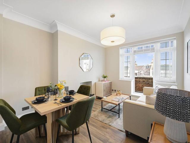 Apartment for rent in Kensington, Greater London