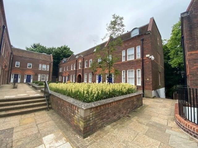 Apartment for rent in Southcourt, Aylesbury