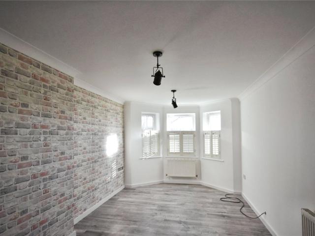 Apartment for rent in Theale, West Berkshire