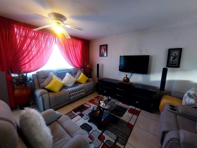 Apartment for sale in Waterkloof, Gauteng
