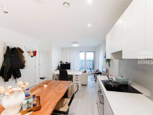 Apartment for rent in London Borough of Ealing, Greater London