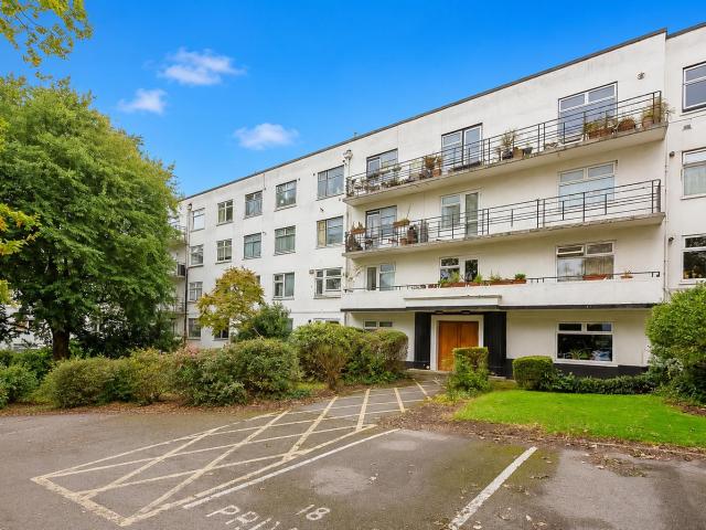 Apartment for rent in London Borough of Lewisham, Forest Hill