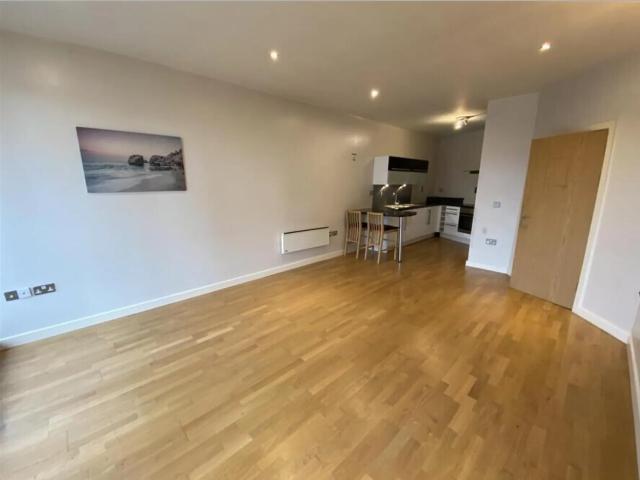 Apartment for rent in St Matthew's, Old Wharf