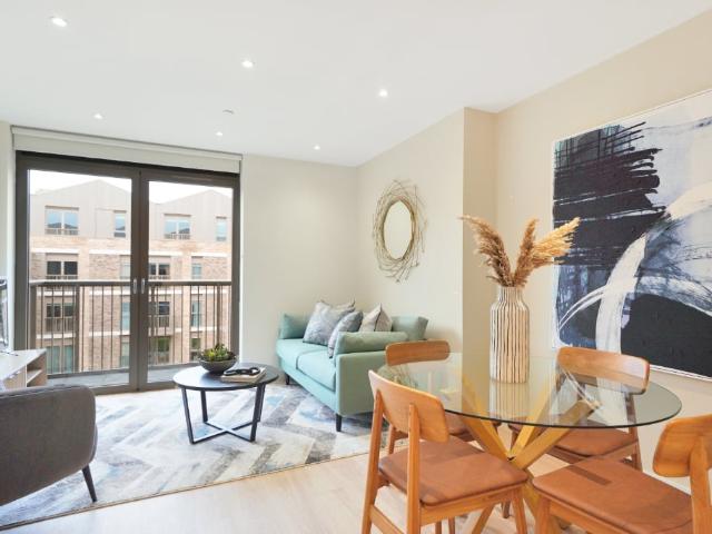Apartment for rent in Leatherhead, Mole Valley