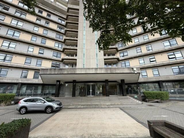Apartment for rent in Repton Manor, Bridgefield