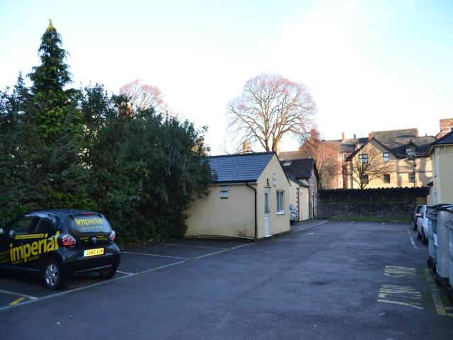 Apartment for rent in Plasnewydd, Falcon Lodge