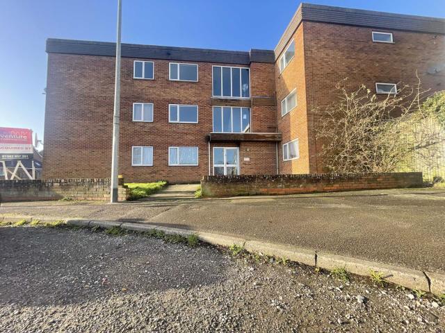 Apartment for rent in Woodside Estate, Houghton Regis