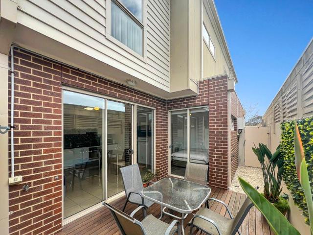Townhouse for rent in Geelong