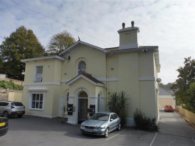 Apartment for rent in Ellacombe, Babbacombe