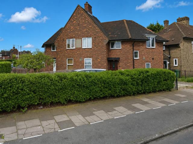 Apartment for rent in Victoria, Greater London