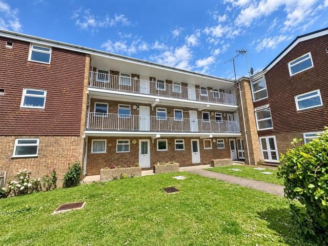 Apartment for rent in Upper Beeding, Horsham