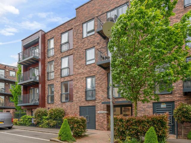 Apartment for rent in Stanmore Place, Greater London
